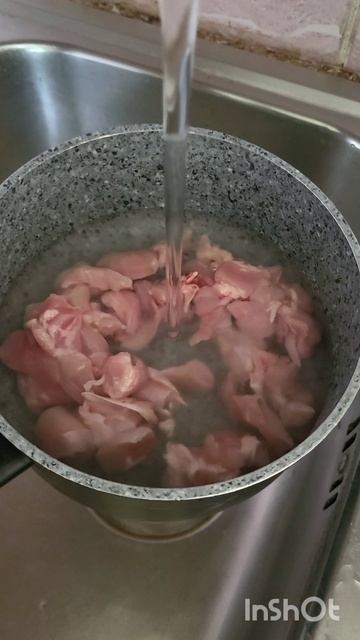 когда болеешь нужно покушать хотя бы простенький супчик