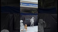 🤯 В Ульяновске ожили памятники Актеры Молодежного театра превратились в «оживающие» скульптуры в