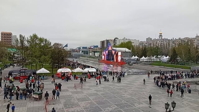 Екатеринбург- Центр города - Плотина и пруд на р. Исеть, 9.05.2025