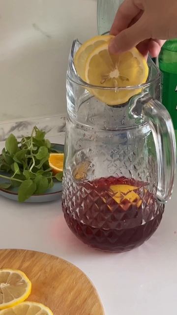Лимонад с сиропом барбарис