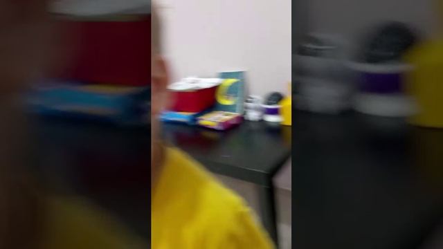 да
говорю младшему брату