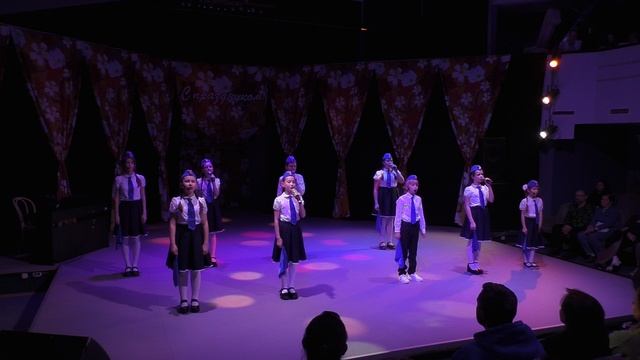 2025-04-29_Эвридика и коллективы ЦКИС_09_Синий платочек