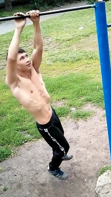5 one arm pull ups (3 right arm, 2 left arm)
