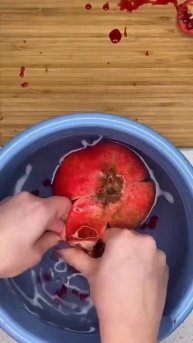Как почистить гранат без брызг