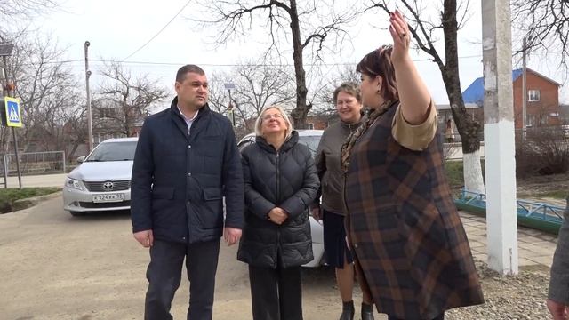 Глава района посетил школы поселка Ильского и Афипско