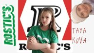 ОЦЕНИВАЕМ ЕДУ В РОСТИКСЕ С ПОДРУГОЙ !!! В этот раз ростикс разочаровал. (Taya KOVA)