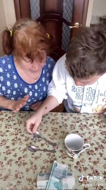 Спор на 1000 рублей 2часть