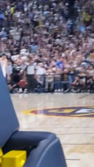 Aaron Gordon CLUTCH!