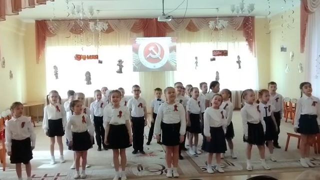 ДОСУГ "ДЕНЬ ПОБЕДЫ-2025" ПЕСНЯ "ПРАДЕДУШКА". Подг.гр. №4