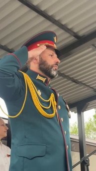 Парадный марш курсантов. Вручение воинских званий. Спортивные состязания. Яркие творческие номера.