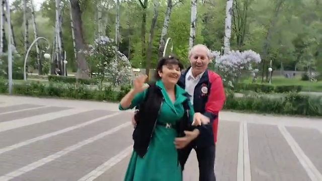 Танцы с молодым поколением 09.05.25.