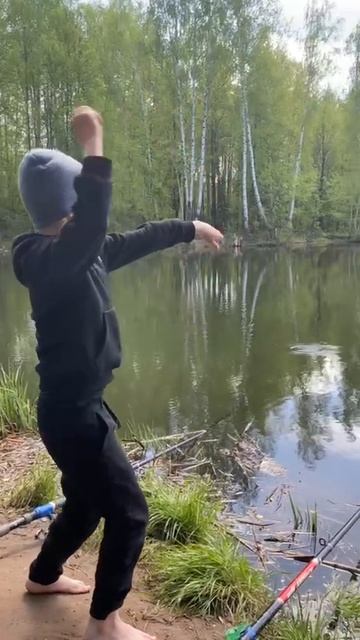 Всегда клюнет
