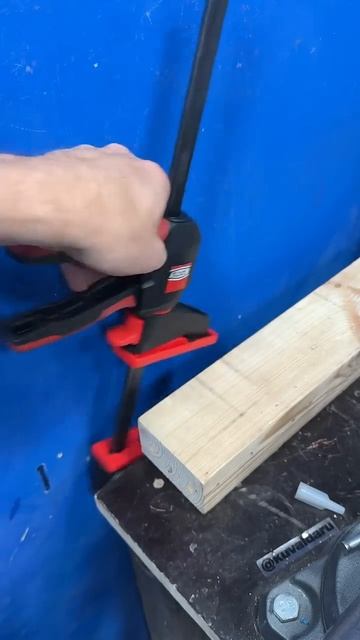 Струбцина с поворотным корпусом от компании Bessey😎👌