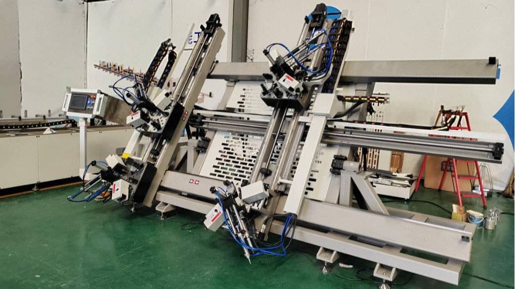 4х-головочный углообжимной пресс LM4S-140*2100*3000