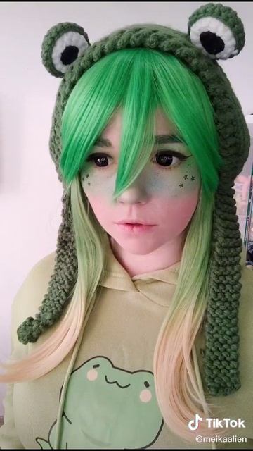 Девочка робот