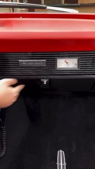 Lincoln Continental Convertible (1966)