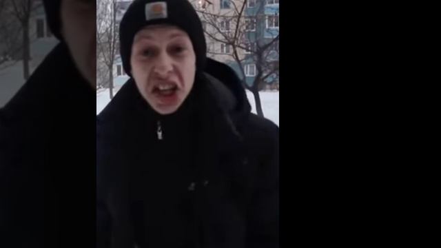 Сколько у тебя процентов зарядки? Лица Пацана в Шапке!