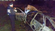 Водитель сгорел заживо, вылетев на легковушке в кювет в Свердловской области