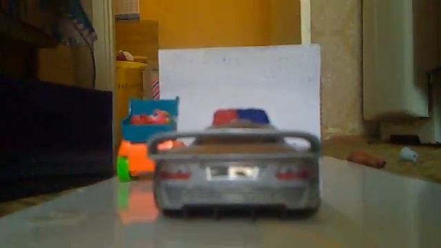 творческая студия ade in TELEFON pursuit forcу из подручных матерьялов