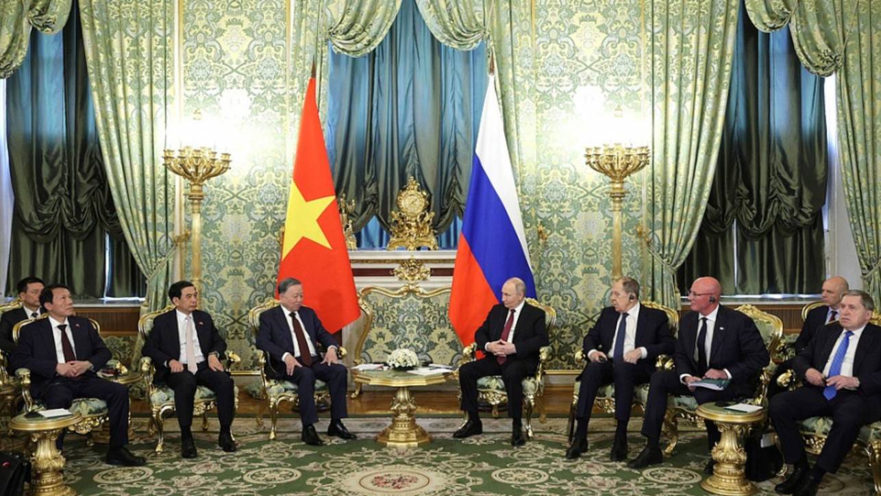 Путин рассказал о перспективах расширения экономического сотрудничества с Вьетнамом