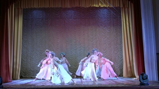 МБУ «ГДК им. В.Г.Кирсановой»_Ансамбль современного танца «Гравитация»_«Во лугах»