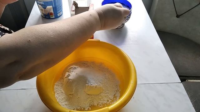 Готовим всей семьёй вкуснейшие блины и пиццу на сковороде .С широкой масленицей .
