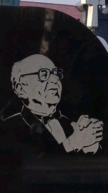 Могила композитора Никиты Богословского
