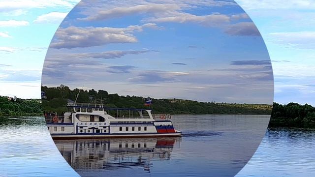 10-05-2025 9 Мая И наконец вечер: отплытие теплохода, прогулочный катер, закат.....