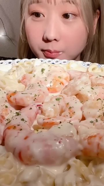 МУКБАНГ: ПАСТА С КРЕВЕТКАМИ