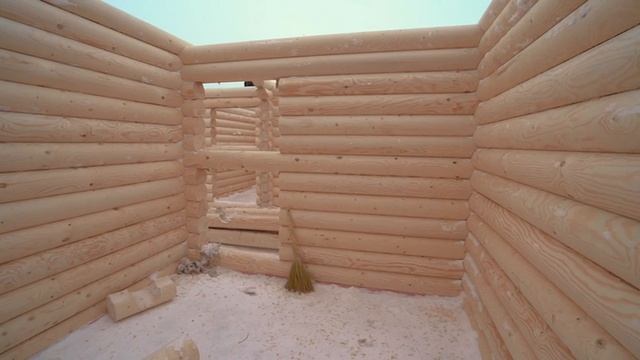 Строительство дома из оцилиндрованного бревна