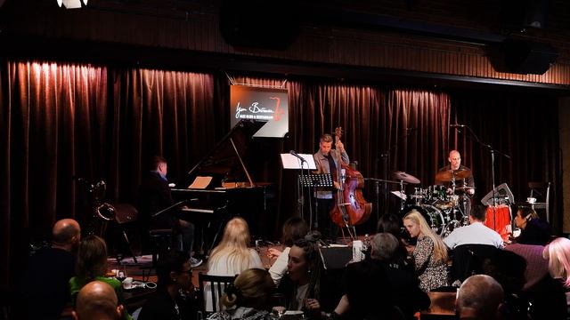 Evgeny Borets trio. "Девочка на шаре"