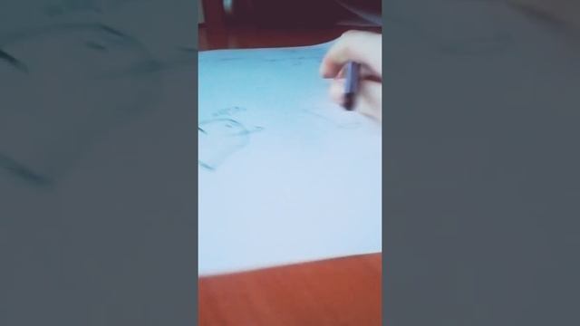 Сердечко и пирожное карандашом