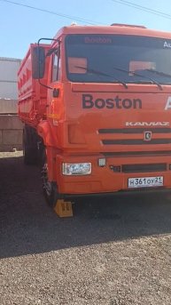 В продаже Камазы сельхозники, автосалон Boston