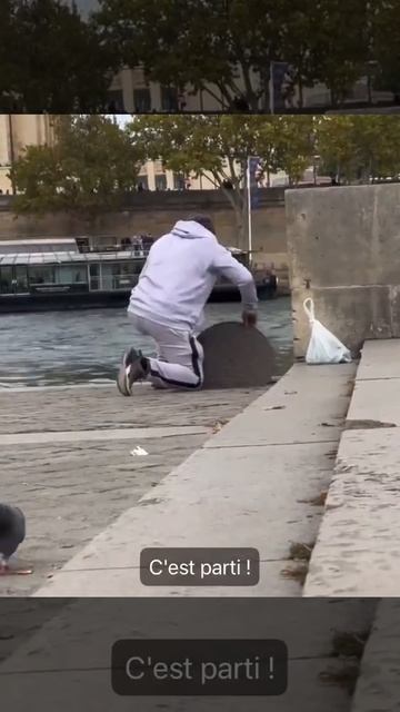 Торговец уличной едой был пойман за хранением еды в канализации возле Эйфелевой башни.