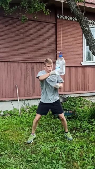 Мощная тренировка бойца😂🇷🇺💪