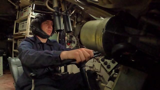 Парадные расчеты и военная техника прошли праздничным маршем в Биробиджане 9 мая 2025