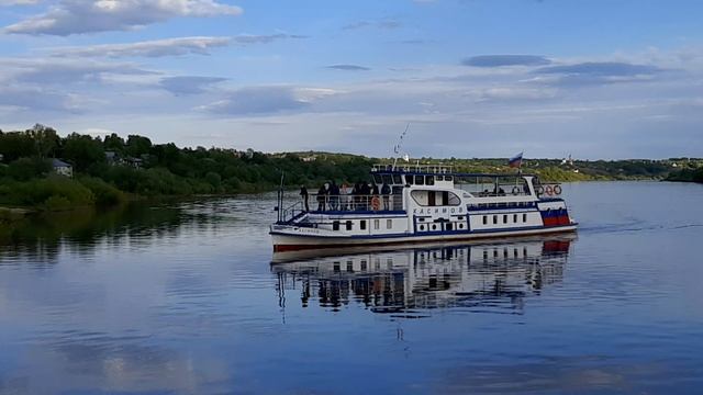 10-05-2025 Теплоход " Кротберс" открыл навигацию