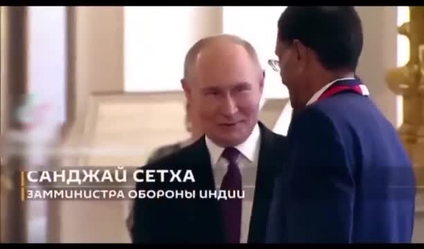 30 рукопожатий Путина на 9 мая.