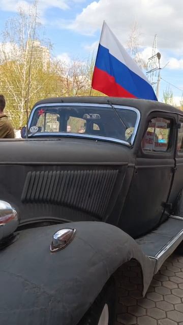 Ежегодная ретровыставка автомобилей и военной техники🎖