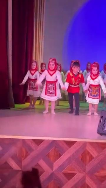 «Золотой гранат» руководитель Маргарита Григорян.