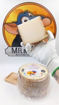 Манчего с цветами из Испании #cheese #food #smallbusiness