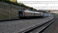 Электровоз ЭП1-280 с вагонами-лабораториями.
