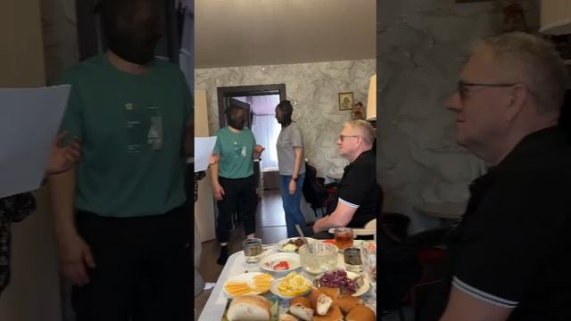 У Валеры племя Намбы - Вамбы