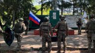 Военные ВС РФ возложили венки к монументам в Курской области, посвященным ВОВ