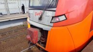 Электропоезд Ласточка ЭС2Г-240 До станции Санкт-Петербург Прибывает на станцию Ленинский Проспект