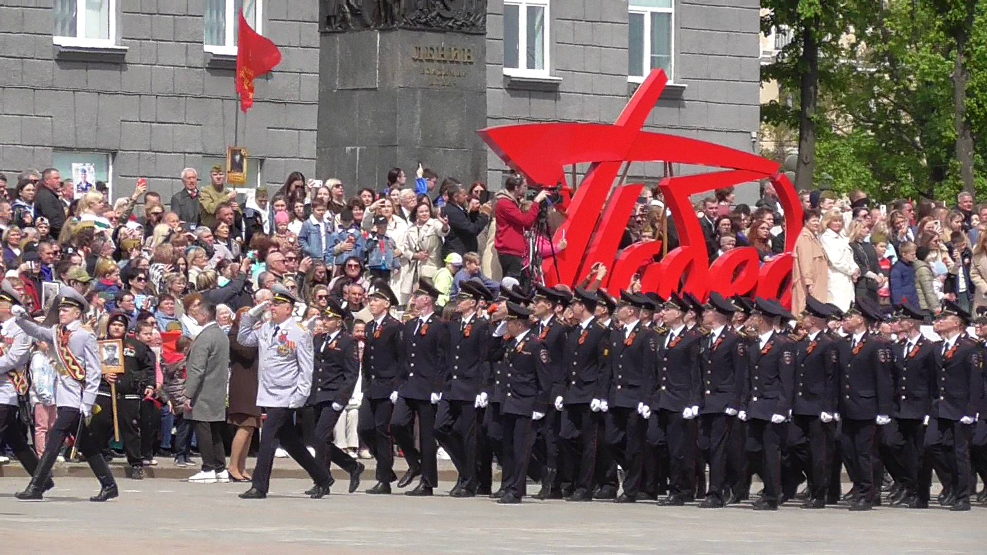 Парад Победы на 9 мая в городе Орле, 2025 год
