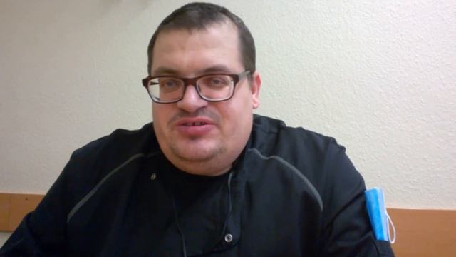 Зима в Германии, выпал снег, детишки радуются снегу.