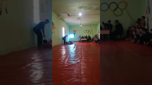 Борец,  маленький чемпион , Шохаббос Хатамжонов.