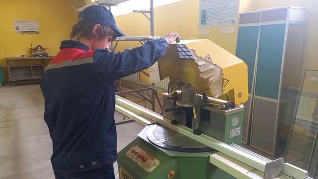 Монтажник-складальник металопластикових конструкцій