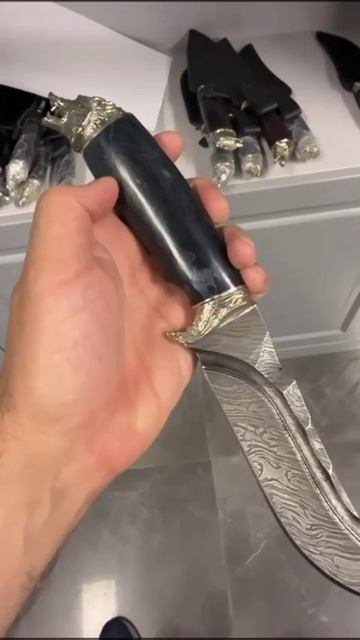 Нож ручная работа из дамасской стали